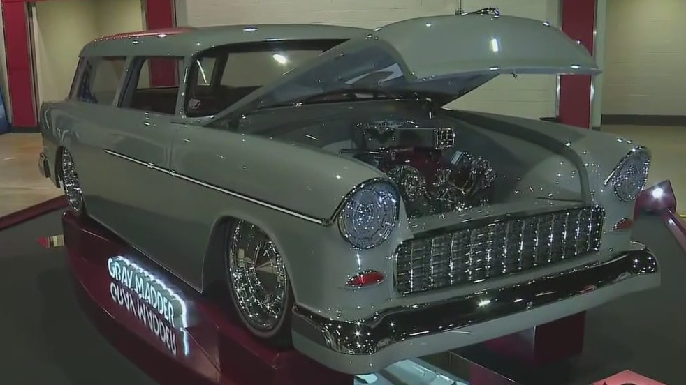 World of Wheels Auto Show rolls into Rosemont