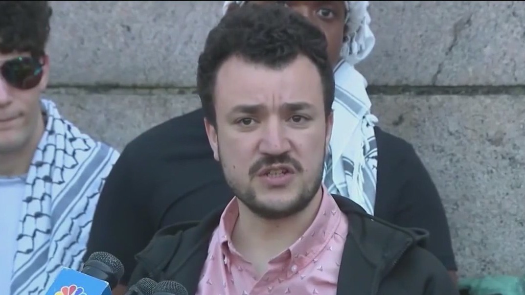 Protests over pro-Palestinian Columbia University student's arrest reach Chicago