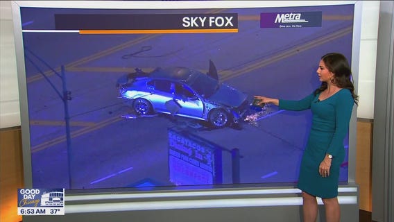 Vehicle hits building in serious crash near Midway Airport