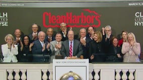 As stocks take a big dip, experts say don't panic over your 401k