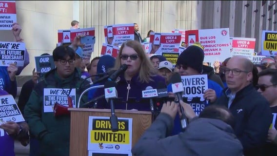 Chicago area Uber drivers want to form a union