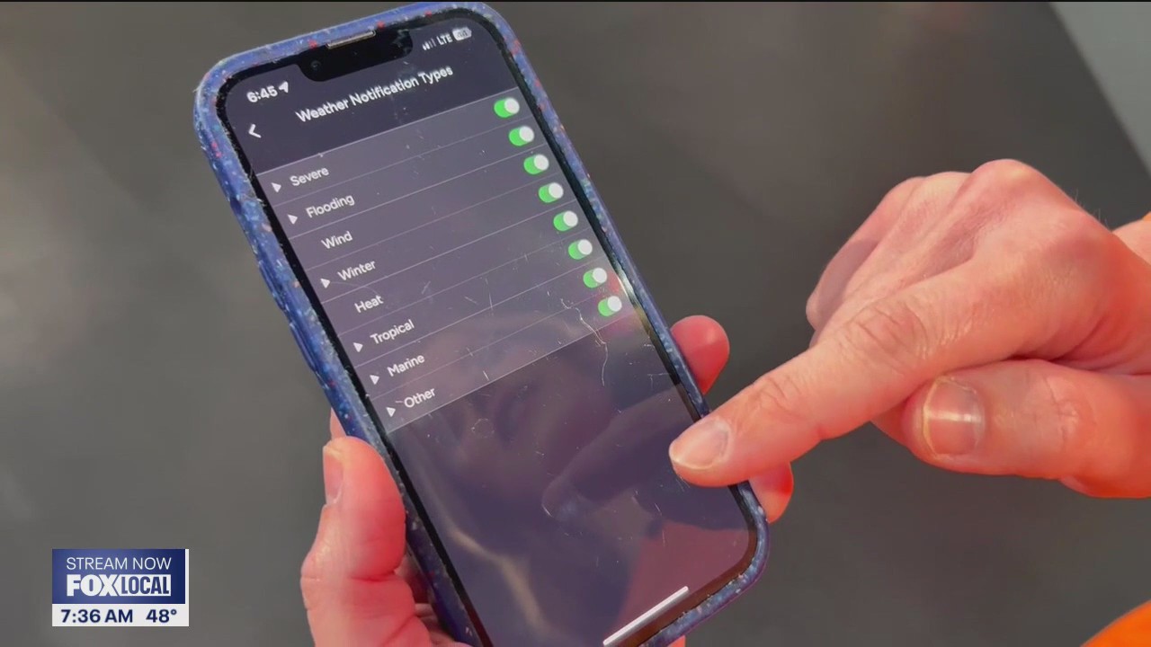 Chicago severe weather: How to stay alert on your phone with FOX 32
