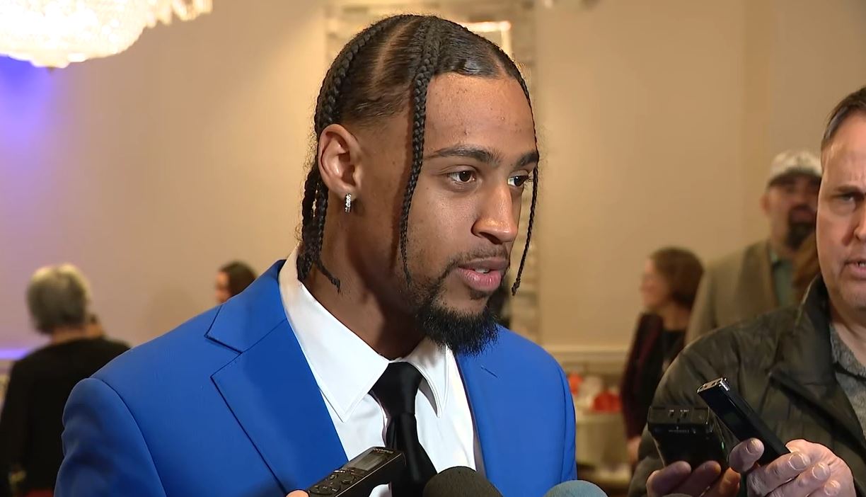 Kyler Gordon named receipent of Ed Block Courage Award