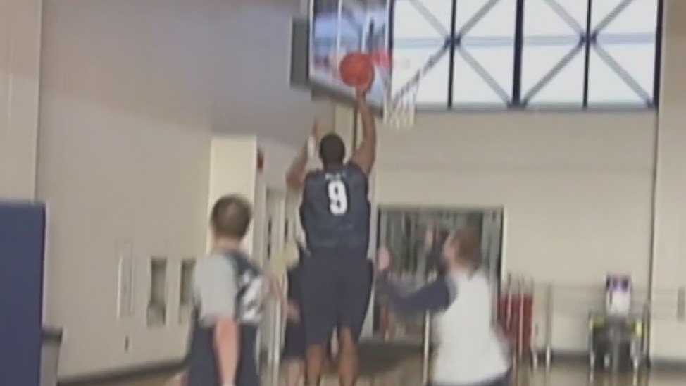 Bill would nix restriction on Illinois high school athletes competing outside of school