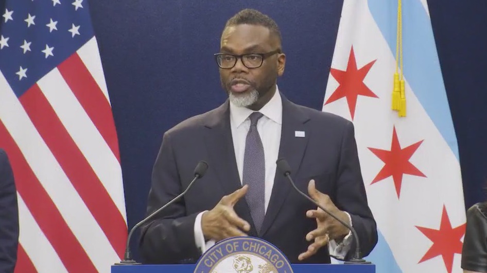 CPS, Johnson and CTU meet at City Hall amid contract negotiations