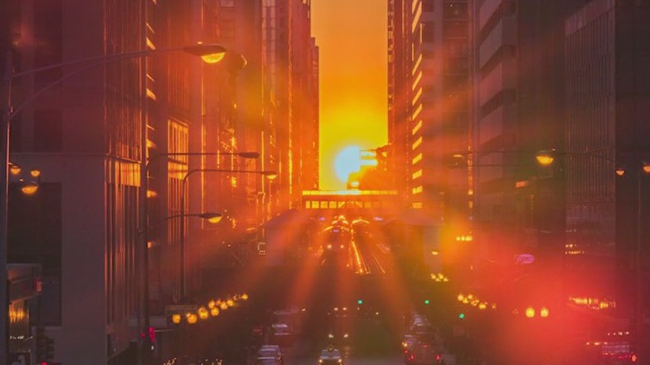 Renowned photographer breaks down how to photograph Chicagohenge