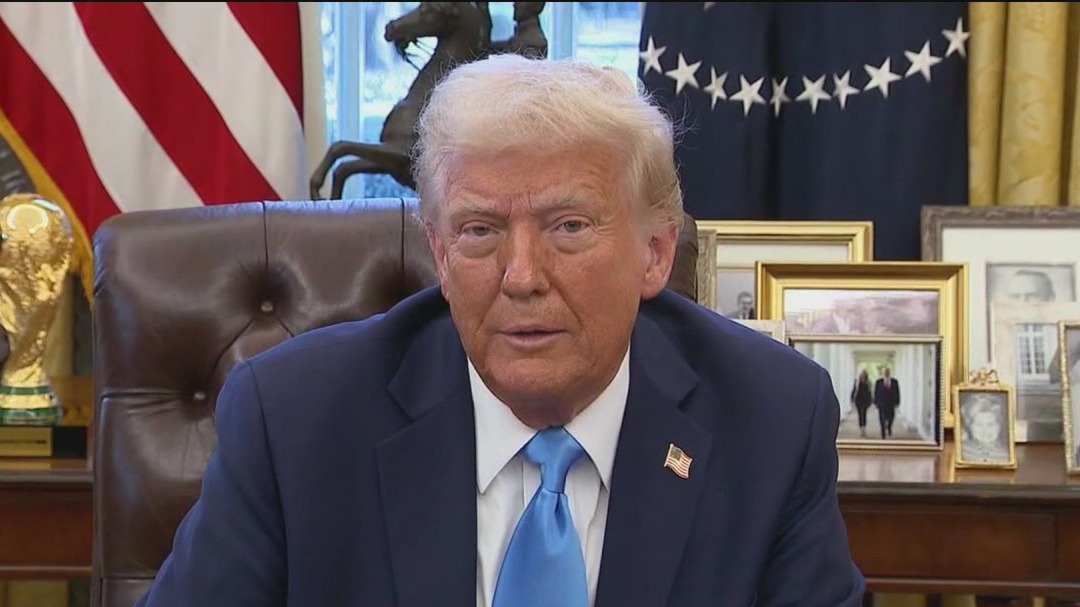 President Trump signs executive order to gut education department