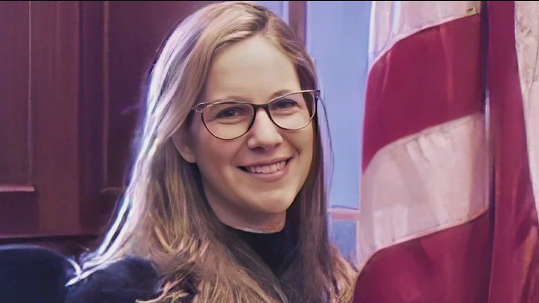 Manhattan US attorney resigns over Adams' case