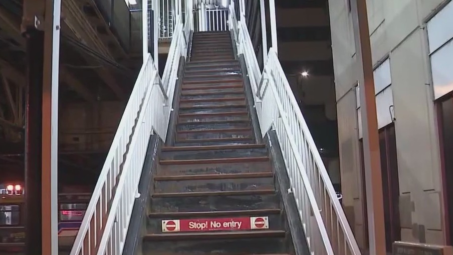 Man stabbed near CTA Blue Line stop