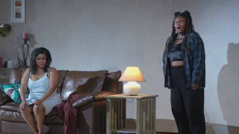 'The Listeners' makes Chicago premiere at Lyric Opera