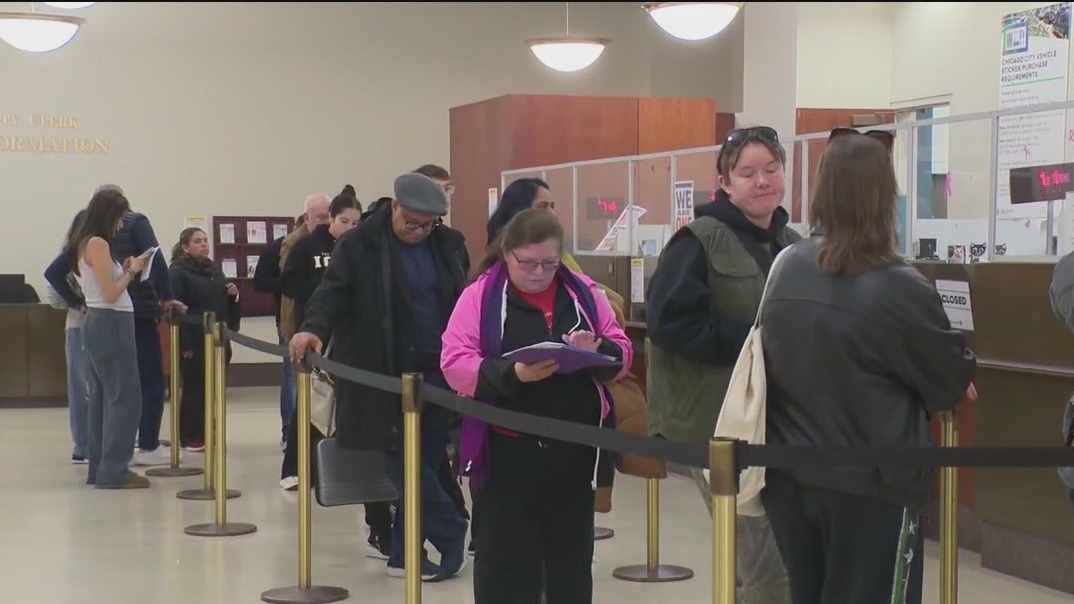 Chicago drivers, get your City Sticker penalty-free in April