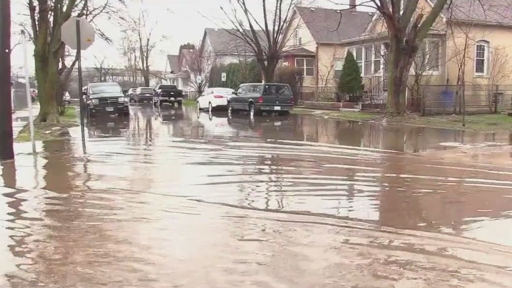 Severe storms batter northwest Indiana, prompting Tornado Warnings