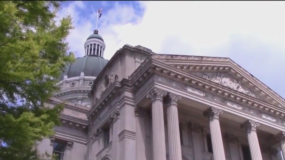 Bill to absorb Illinois communities advances to Indiana Senate floor