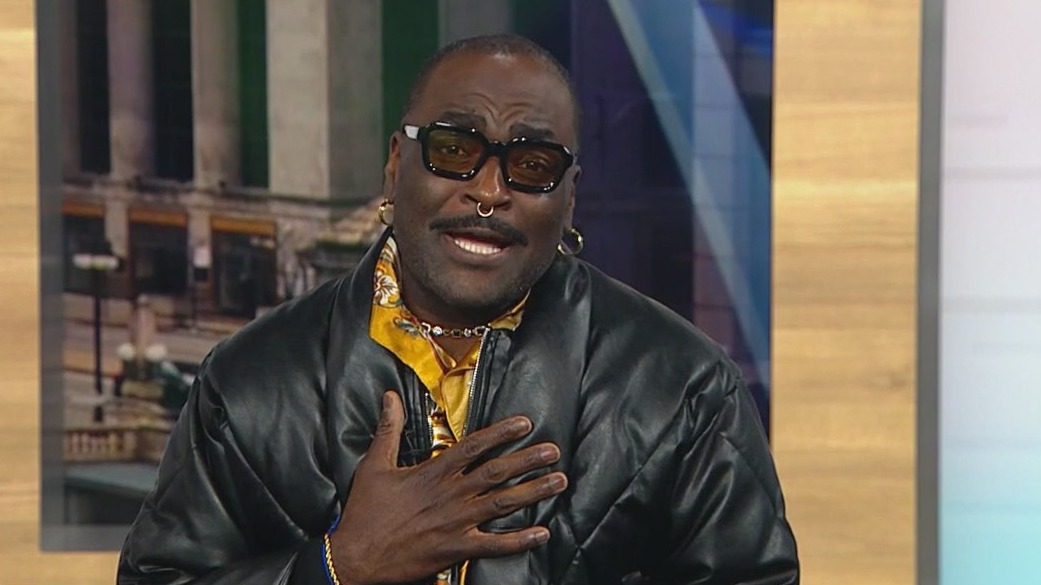 Chicago public libraries celebrating poetry all month