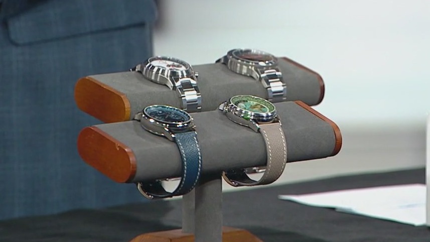 Minutes + Hours Watch Show returns to Chicago