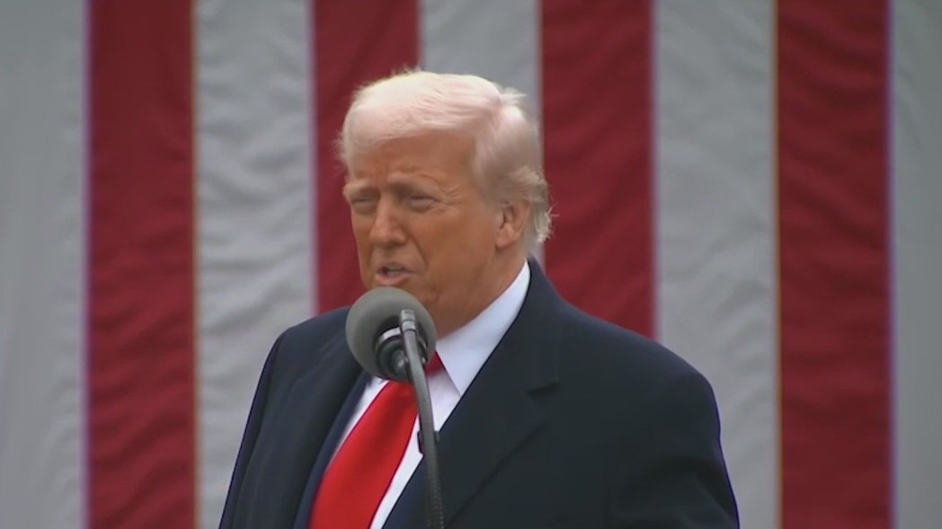 Illinois lawmakers criticize Trump?s tariffs, say he?s ?enamored? with them despite economic risks