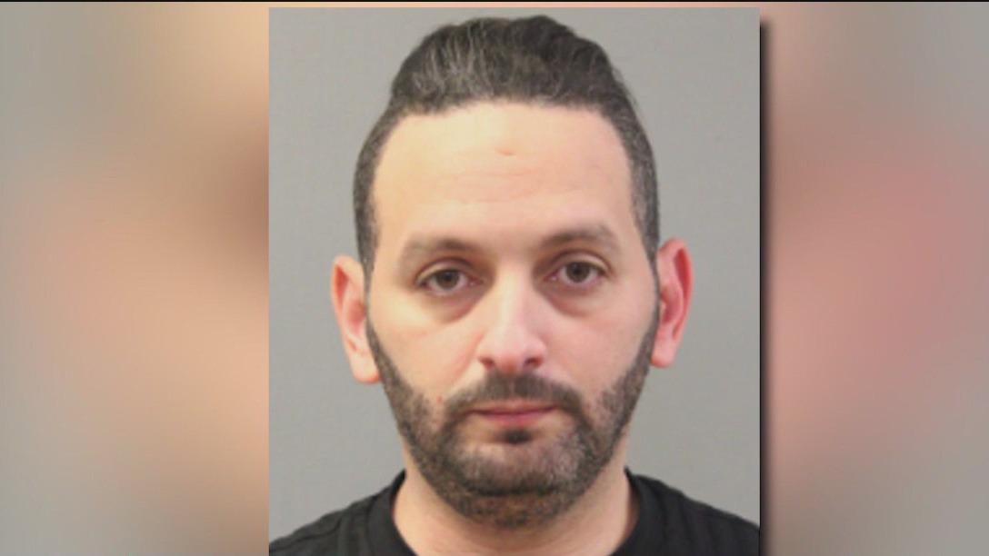 'Violent serial predator': New details emerge after Chicago man's arrest