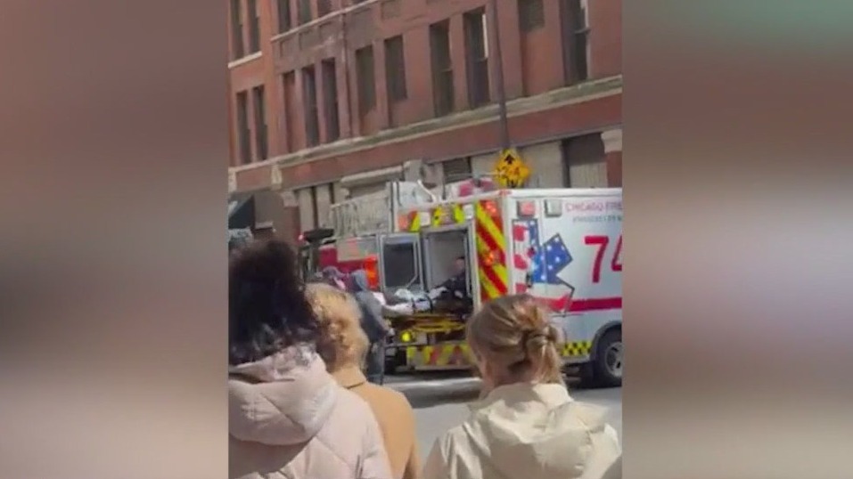 Chicago police shoot man allegedly armed with knife