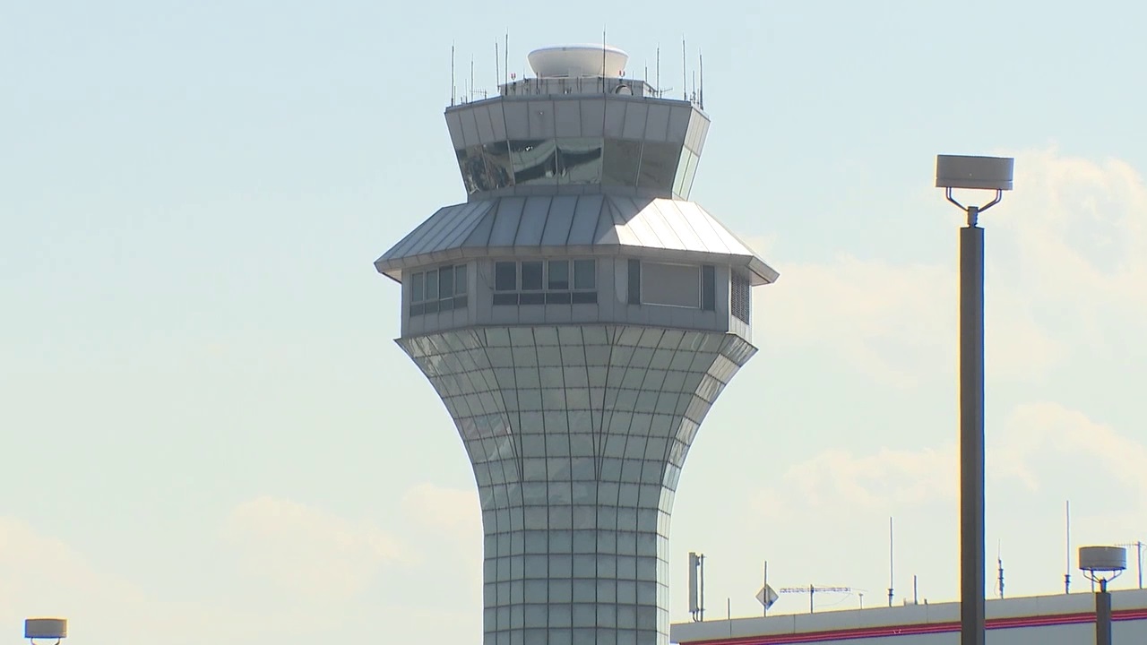 FAA needs thousands more air traffic controllers; local program helps fill the gap