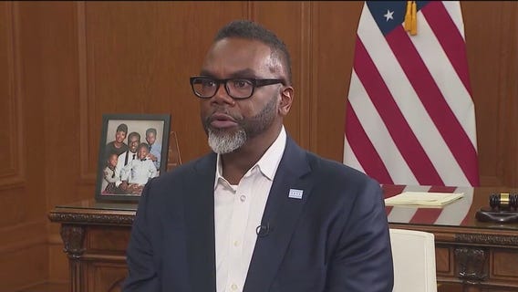 Exclusive: Chicago mayor praises CPS model that produces failing grades