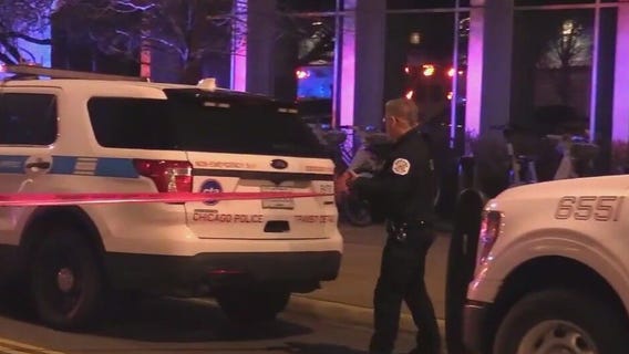 Off-duty Chicago police officer dies of apparent suicide inside station