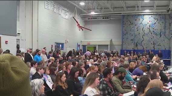 Crowd packs Deerfield school board meeting amid transgender locker room dispute