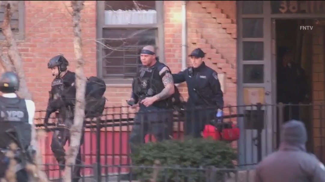 NYPD officer shot while executing search warrant