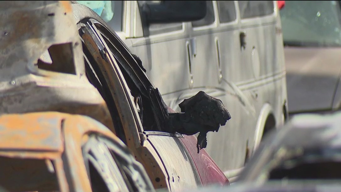 Chicago police investigate possible arson at South Side auto shop