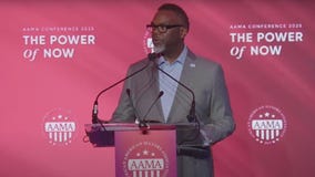 Mayor Brandon Johnson touts Chicago's progress at DC conference