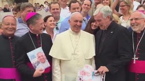 Death of Pope Francis: Catholics in Chicago, around the world react