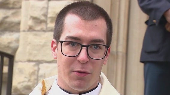 Chicagoans react to the death of Pope Francis