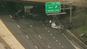 Edens Expressway crash leaves 1 dead, causes major delays