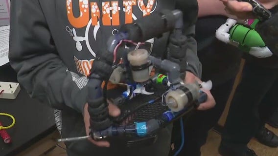 Unity Junior High School shows off creativity with underwater robotics team