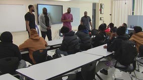 Sneakers to Scrubs helps Chicago's young athletes dream beyond pro sports