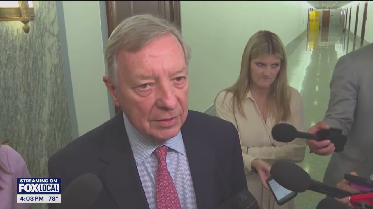 'Complete recklessness': Durbin tears into Trump over Qatar's gifted plane