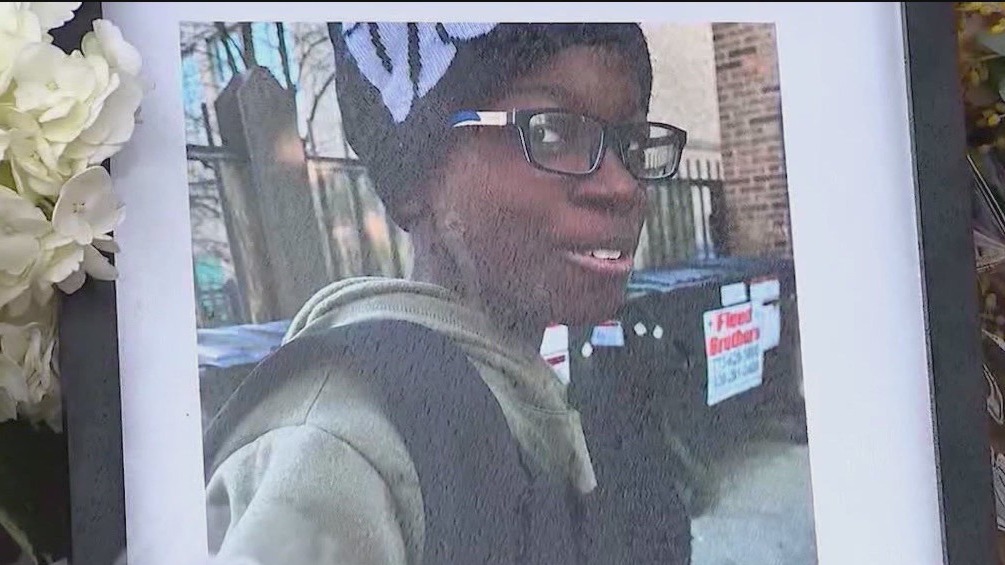 Chicago murder trial: Suspect accused of slaying 11-year-old goes on trial