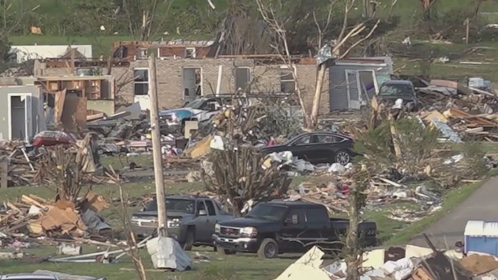 Tornados rip through parts of U.S., kill 19 in Kentucky | FOX 32 Chicago