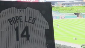 White Sox unveil artwork honoring Pope Leo XIV?s South Side roots