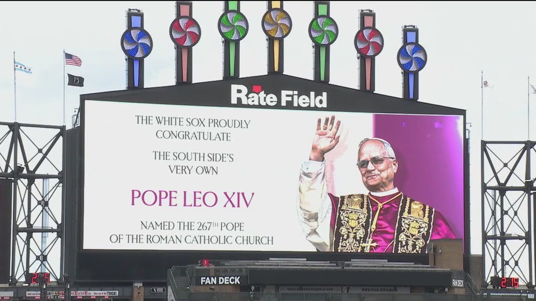 White Sox unveil artwork honoring Pope Leo XIV