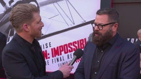 Nick Offerman reflects on value of Chicago theater