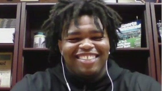 Bears QB Caleb Williams suprises students at Chicago high school: ?Mind blown' | ChicagoNOW