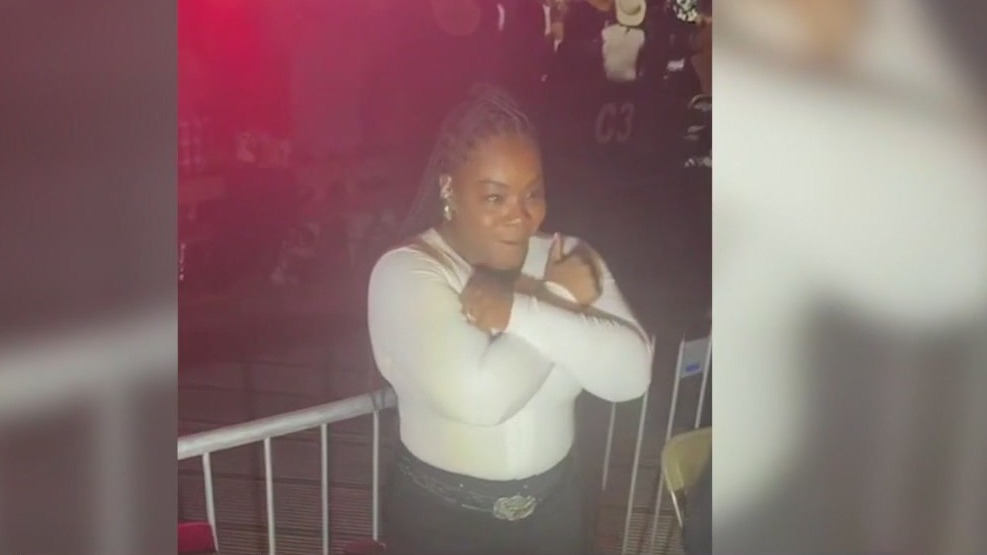 Chicago women bring accessibility to Beyonc?'s Cowboy Carter Tour with sign language interpretation