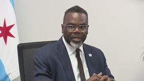 Chicago Mayor Brandon Johnson answers questions on DOJ probe into city hiring