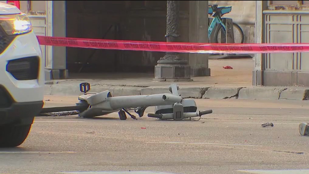 Cyclist hit, injured near Chicago's downtown area, CPD says
