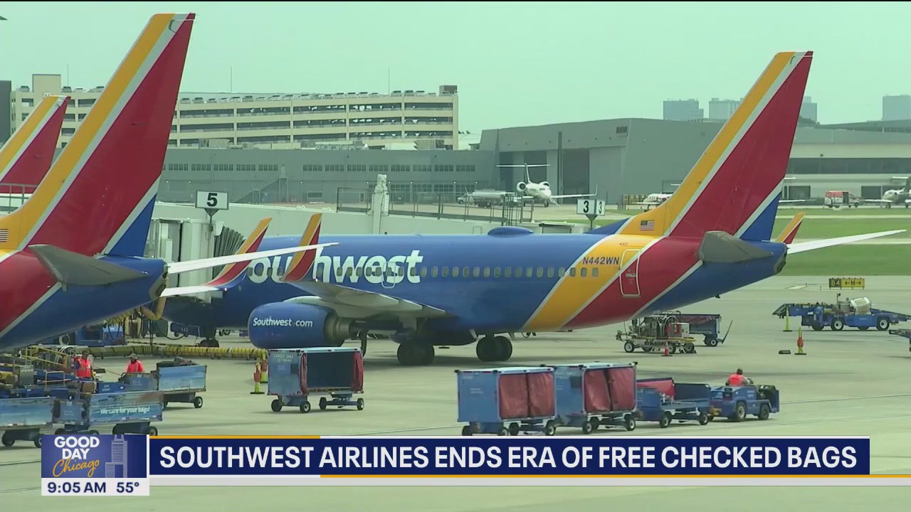 Southwest Airlines ends era of free checked bags