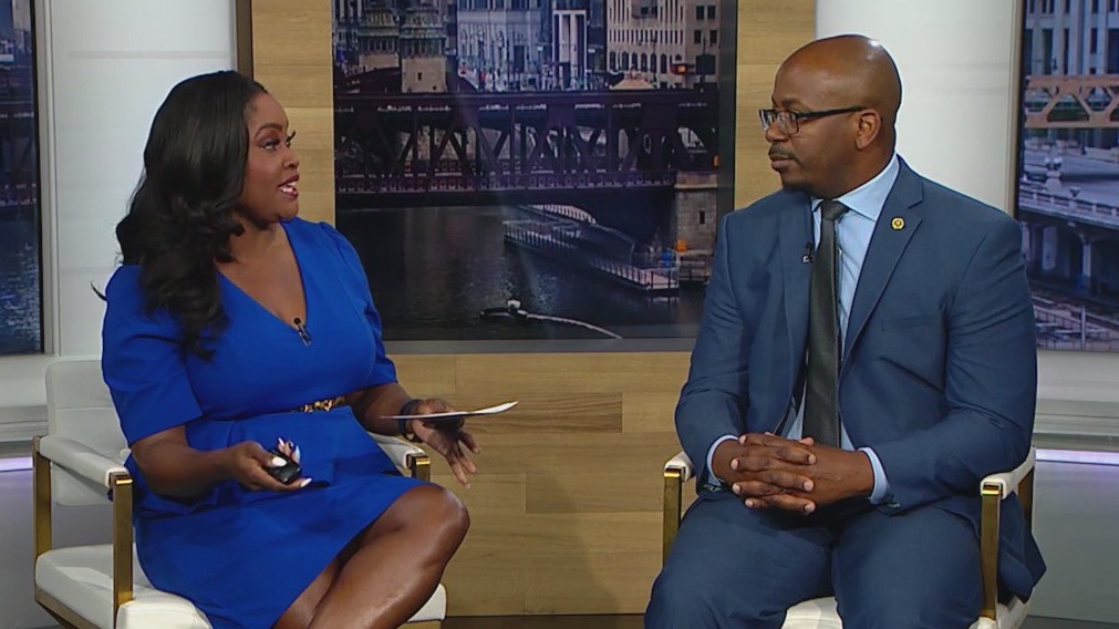 Top Chicago city official talks drop in violent crime over Memorial Day weekend