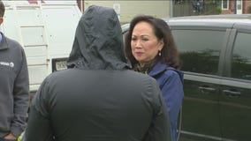 Neighbor describes what she saw inside Streamwood home where woman, child found dead