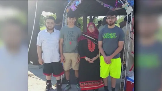 Brothers honor late mother by providing Chicago with beloved South Asian sweets