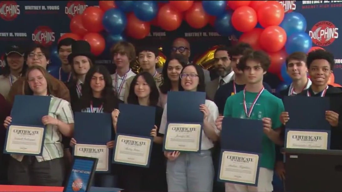 Chicago students celebrated for scoring perfect on ACT