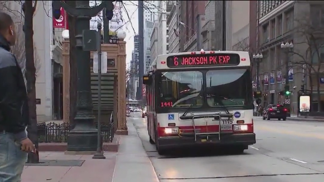 State budget: No funding approved for Chicago transit, new Bears stadium